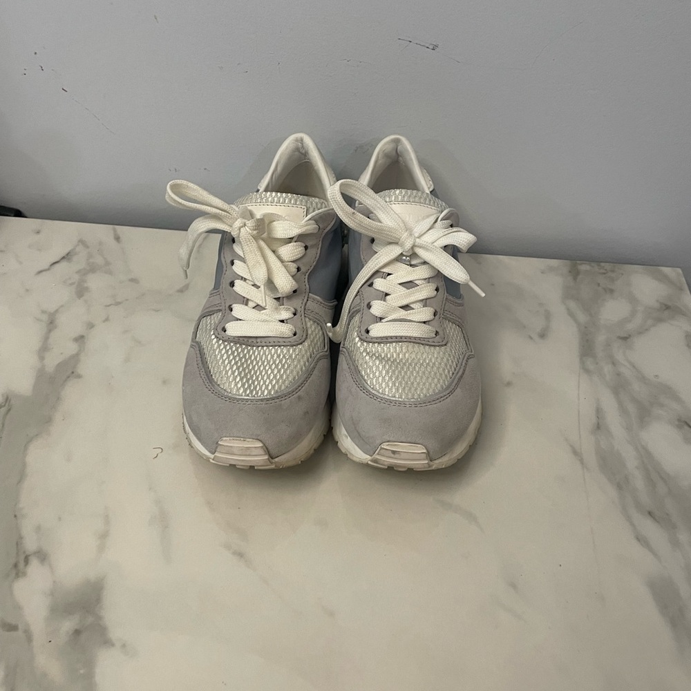 Tod’s Sneaker - Picture 2 of 5